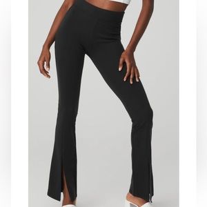 Alo airbrush split hem yoga pants